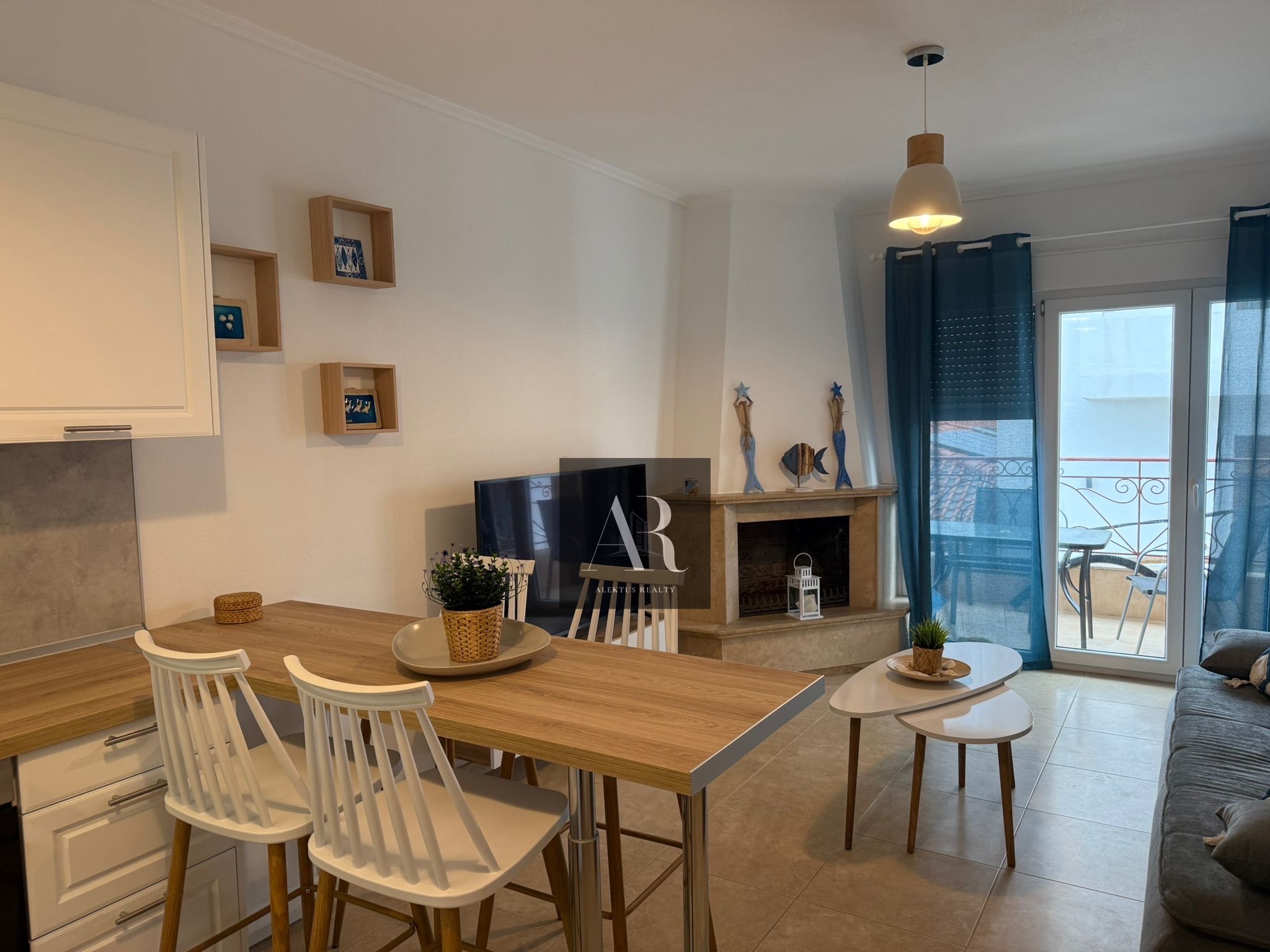 Summer Sea-View Apartment in Pefkohori — Full-Season Rental
