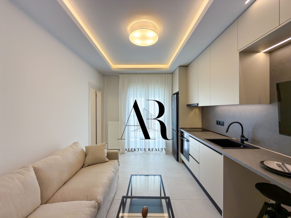 Renovated Investment Apartment with Balcony – Ippokrateio, Thessaloniki