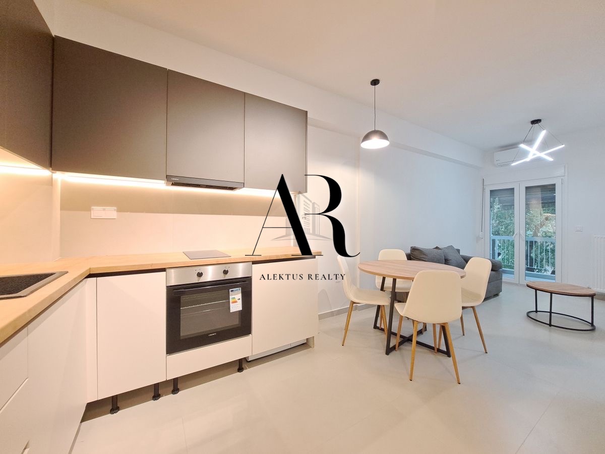 Renovated 1-Bedroom Apartment with Terrace  – Antigonidon Square, Thessaloniki