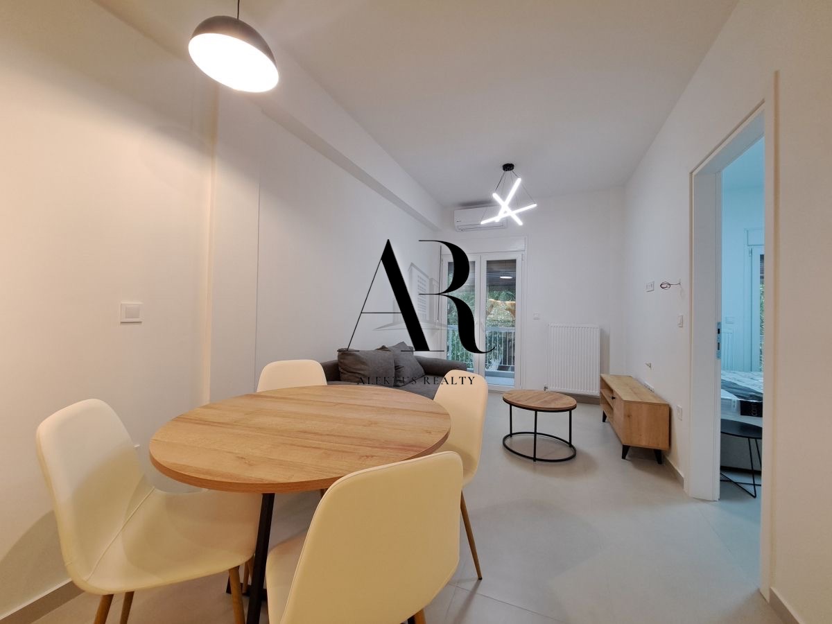 Renovated 1-Bedroom Apartment with 2 Verandas– Antigonidon Square, Thessaloniki